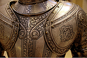 25 Utrolige historiske armors som fortsatt eksisterer